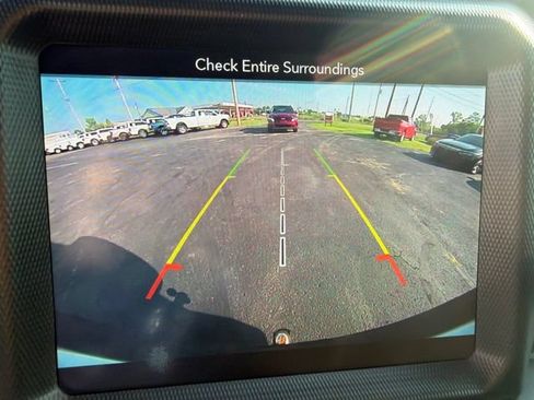 Used 2018 Jeep Wrangler Unlimited Sahara AWD/4WD image 17