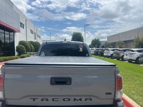 Used 2021 Toyota Tacoma TRD Sport w/ TRD Premium Sport Package image 8