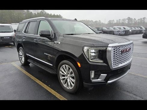 Certified 2024 GMC Yukon Denali w/ Advanced Technology Package image 2