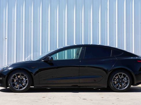 Used 2021 Tesla Model 3 Long Range image 8