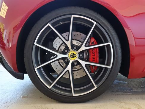 Used 2025 Lotus Emira RWD image 7