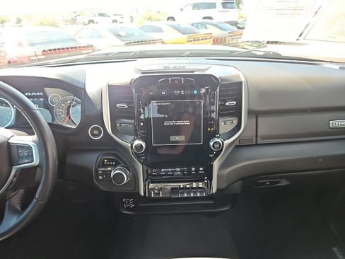 Used 2024 RAM 2500 Big Horn w/ Sport Appearance Package AWD/4WD image 28