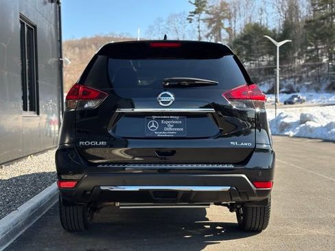 Used 2020 Nissan Rogue SL w/ Premium Package image 6