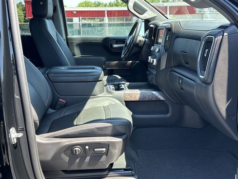 Used 2021 GMC Sierra 1500 Denali w/ Denali Ultimate Package AWD/4WD image 12