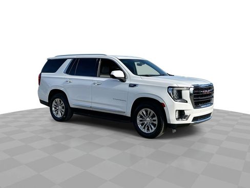 Used 2021 GMC Yukon SLT image 2