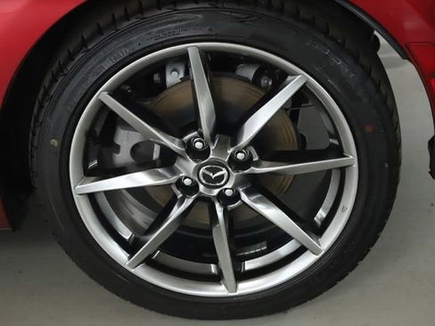 Used 2021 MAZDA MX-5 Miata RF Grand Touring image 38