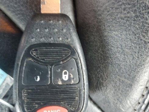 Used 2018 Jeep Wrangler Unlimited Altitude image 30