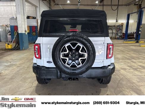 Used 2021 Ford Bronco Outer Banks AWD/4WD image 9