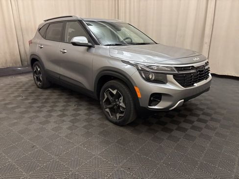 Certified 2026 Kia Seltos S image 3