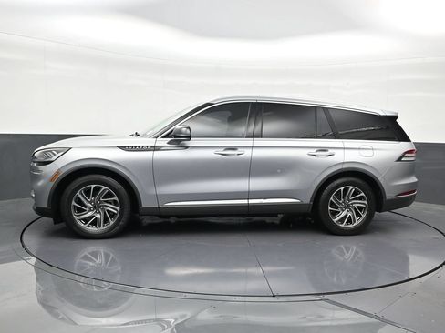Used 2021 Lincoln Aviator 2WD image 2