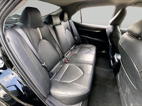 Used 2024 Toyota Camry SE w/ Convenience Package FWD image 18