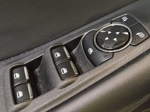 Used 2024 Ford Edge SEL image 27