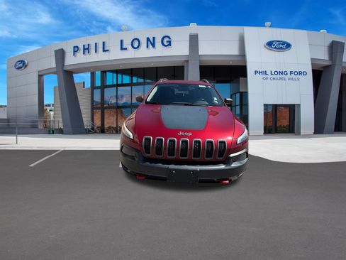Used 2014 Jeep Cherokee Trailhawk w/ Leather Interior Group AWD/4WD image 7