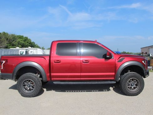 Used 2019 Ford F150 Raptor w/ Equipment Group 802A Luxury AWD/4WD image 7