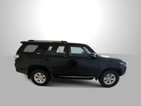 Used 2021 Toyota 4Runner SR5 Premium w/ Moonroof Package AWD/4WD image 9