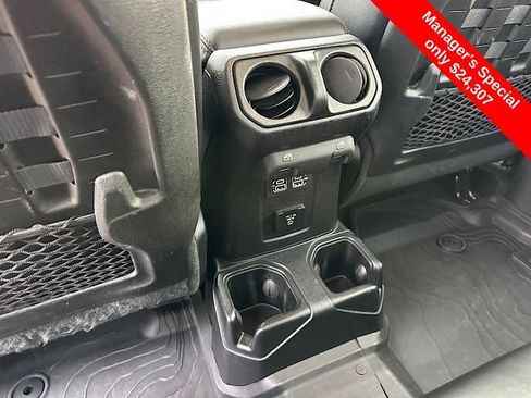 Used 2020 Jeep Gladiator Rubicon image 22