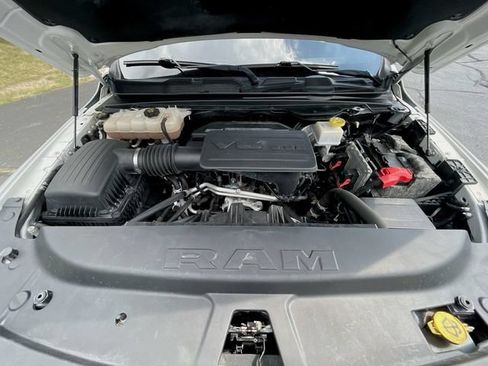 Used 2020 RAM 1500 Big Horn AWD/4WD image 29