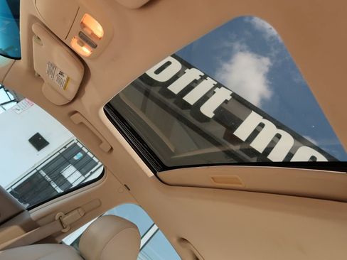 Used 2006 Lincoln Zephyr image 13