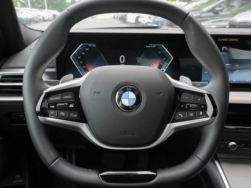 Certified 2025 BMW 330i Sedan RWD image 17