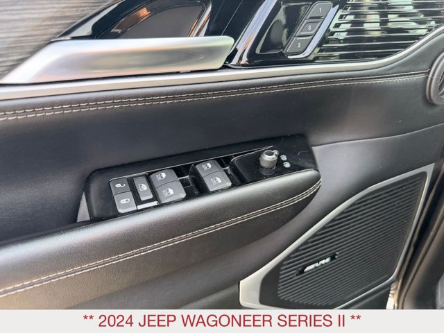 Certified 2024 Jeep Wagoneer Series II w/ Flexible Seating Group AWD/4WD image 11