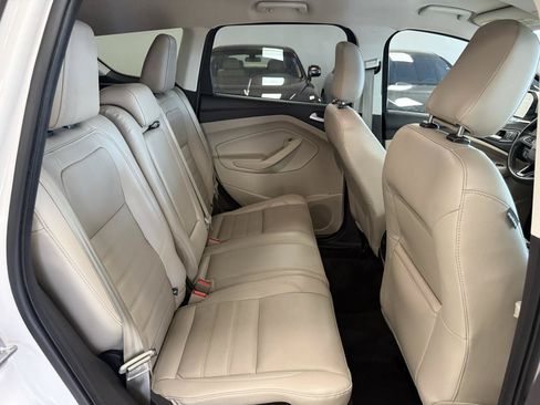 Used 2018 Ford Escape SEL AWD/4WD image 19