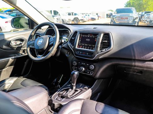 Used 2023 Jeep Cherokee Altitude Lux AWD/4WD image 8