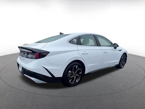 Used 2025 Hyundai Sonata SEL FWD image 15
