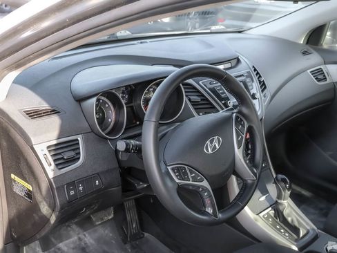 Used 2016 Hyundai Elantra Value Edition image 4