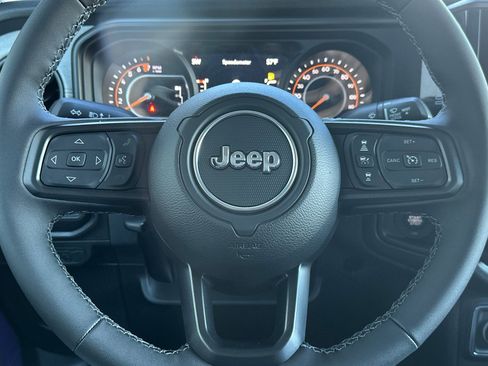 New 2026 Jeep Gladiator Sport image 25