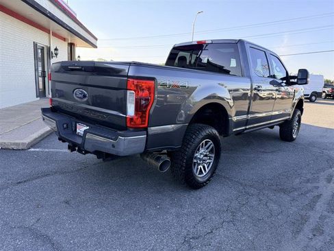 Used 2017 Ford F250 Lariat w/ Lariat Ultimate Package AWD/4WD image 5