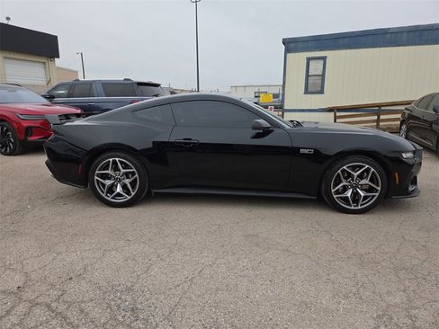 Used 2024 Ford Mustang GT Premium w/ GT Performance Package image 5