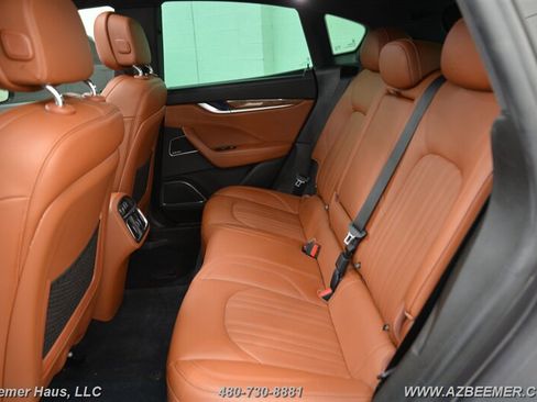 Used 2018 Maserati Levante S GranLusso image 24