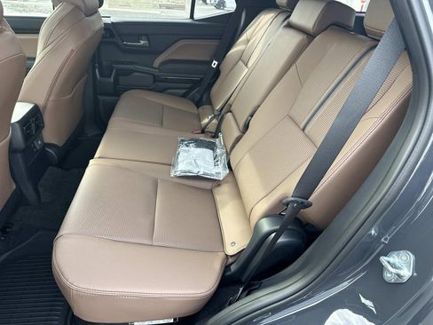 New 2026 Toyota 4Runner Limited AWD/4WD image 11