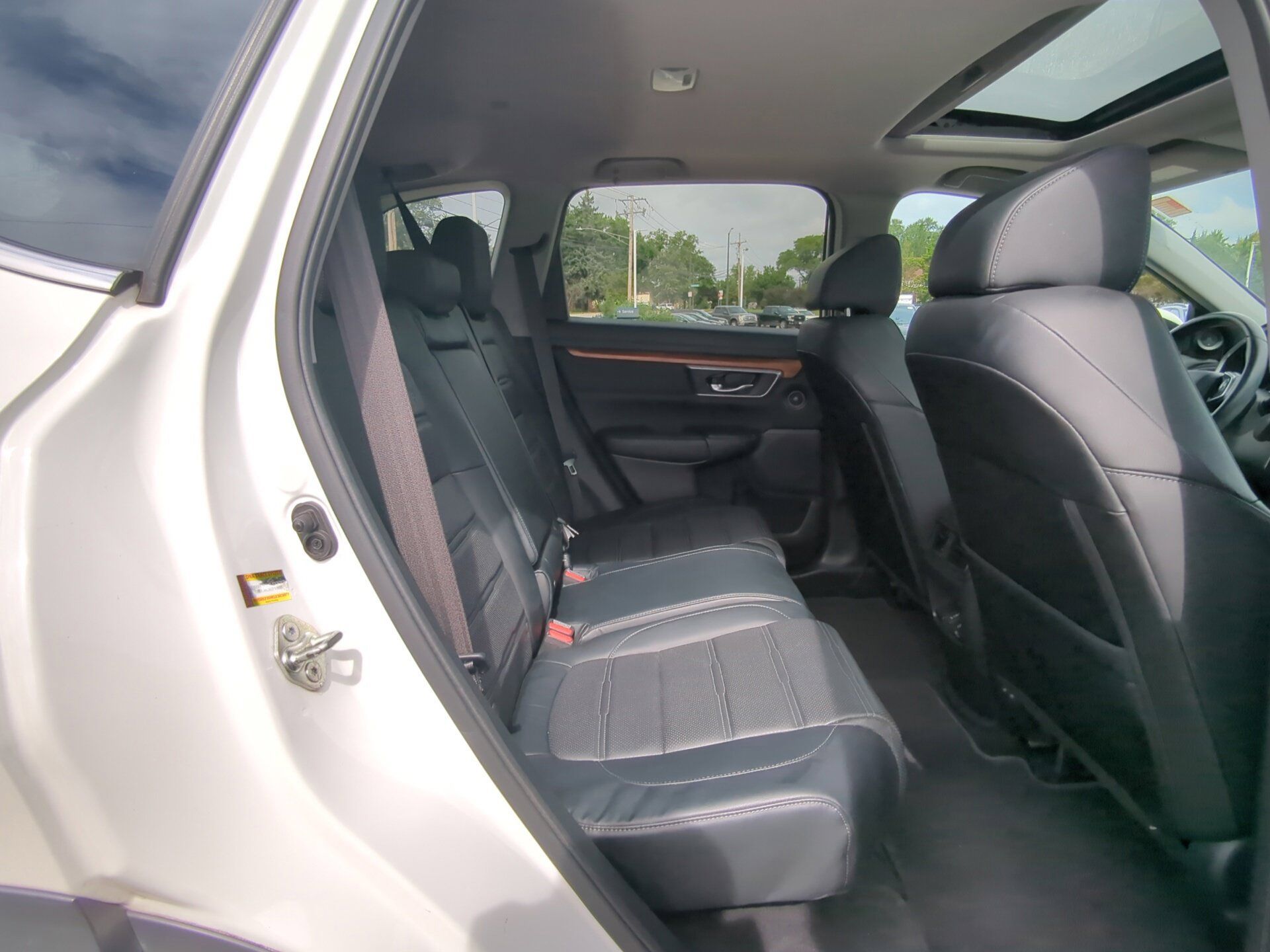 Used 2017 Honda CR-V EX-L image 9
