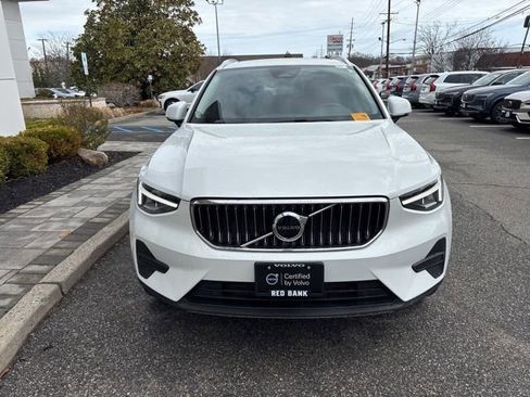 Used 2025 Volvo XC40 B5 Core AWD/4WD image 8