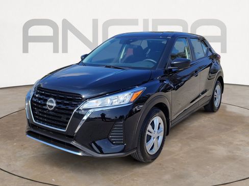 Certified 2024 Nissan Kicks S image 9