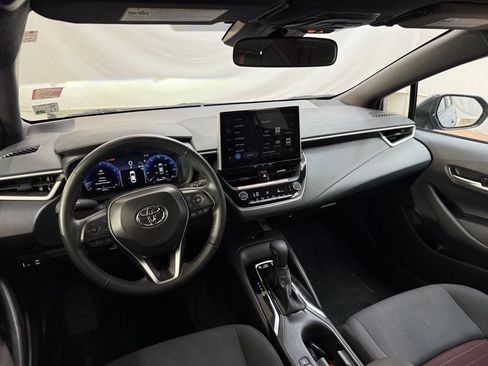 Used 2026 Toyota Corolla SE w/ SE Package FWD image 8