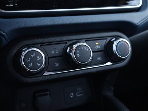 New 2025 Nissan Versa SV w/ Trunk Package image 13