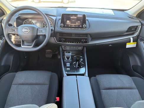 New 2026 Nissan Rogue SV image 8