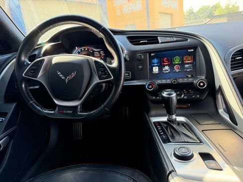 Used 2015 Chevrolet Corvette Z06 w/ 3LZ Preferred Equipment Group RWD image 17