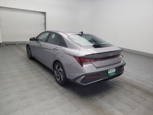 Used 2025 Hyundai Elantra Sport FWD image 5