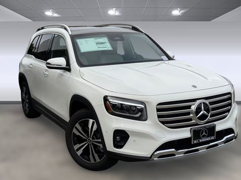 New 2026 Mercedes-Benz GLB 250 image 6