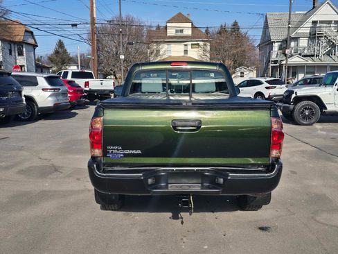 Used 2012 Toyota Tacoma 4x4 Regular Cab image 13