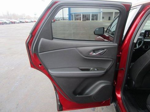 Certified 2024 Chevrolet Blazer LT w/ Convenience Package image 18