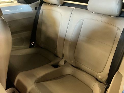 Used 2013 Volkswagen Beetle 2.5 image 27