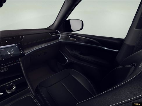 New 2026 Jeep Grand Cherokee Limited image 14