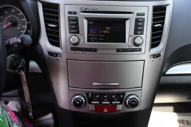 Used 2014 Subaru Outback 2.5i Premium AWD/4WD image 20