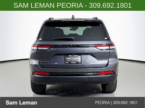 New 2025 Jeep Grand Cherokee Limited image 6