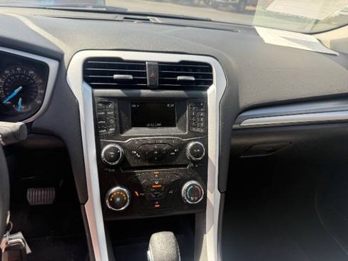 Used 2015 Ford Fusion S FWD image 13