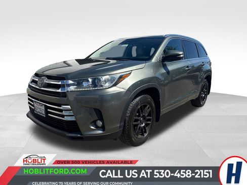 Used 2018 Toyota Highlander Limited Platinum AWD/4WD image 1